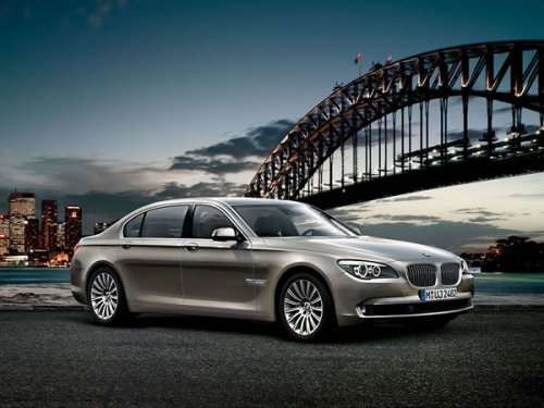 BMW 7 серия (фото 1)